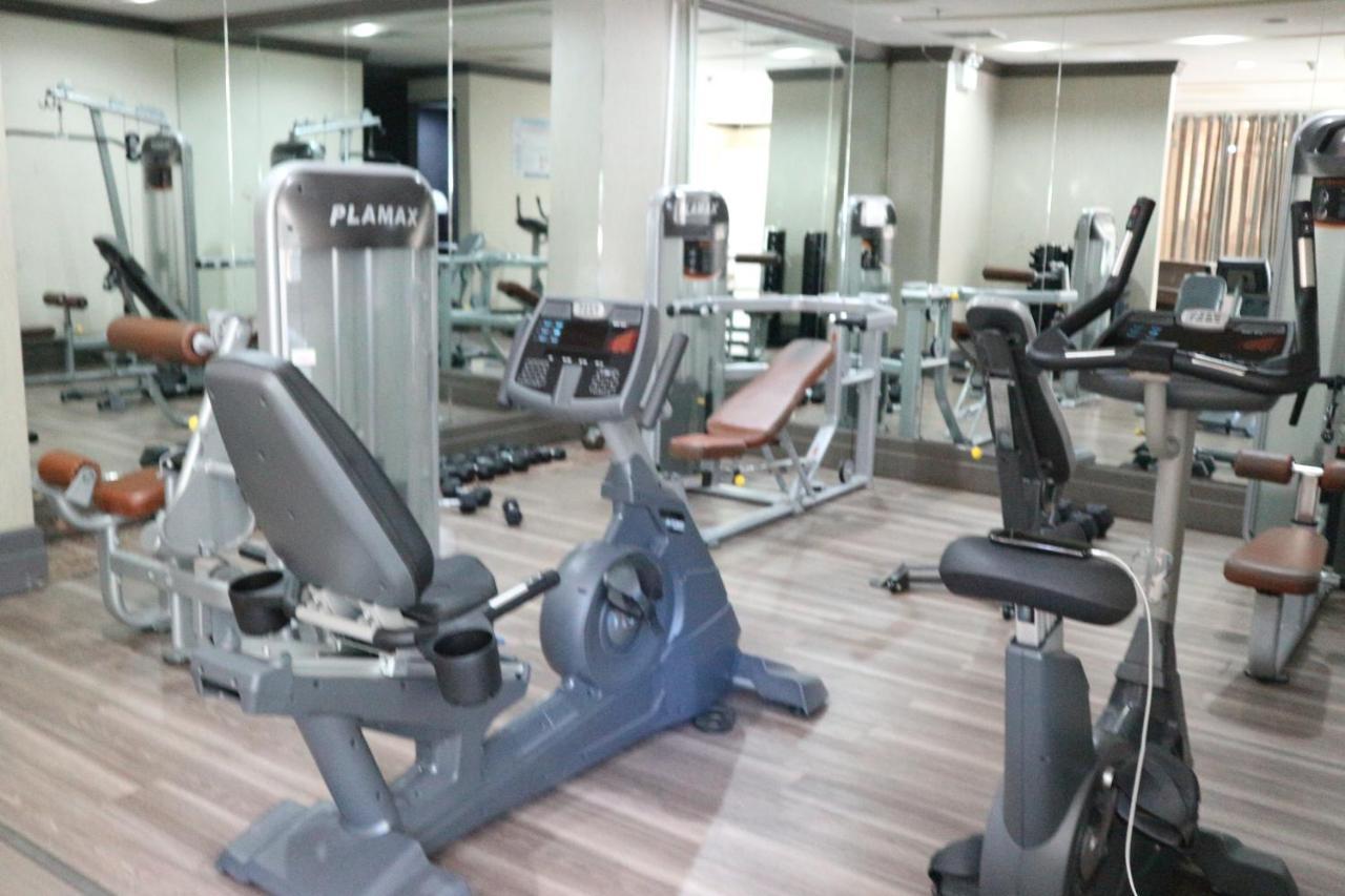 Parque Espana Residence Hotel Muntinlupa City Екстериор снимка