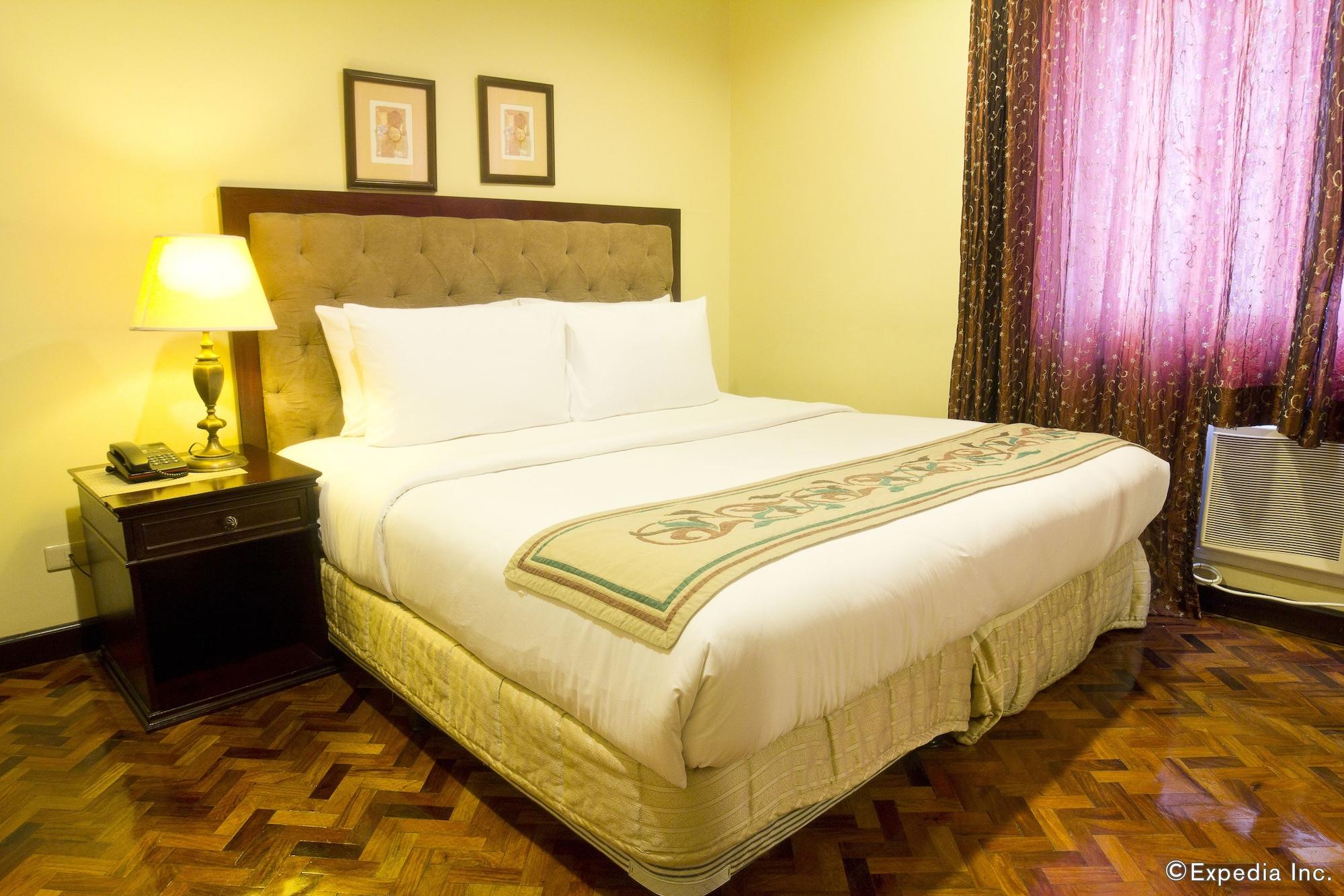 Parque Espana Residence Hotel Managed By Hii Muntinlupa City Екстериор снимка