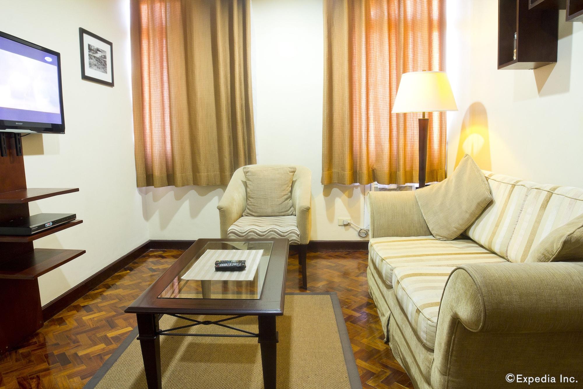 Parque Espana Residence Hotel Managed By Hii Muntinlupa City Екстериор снимка