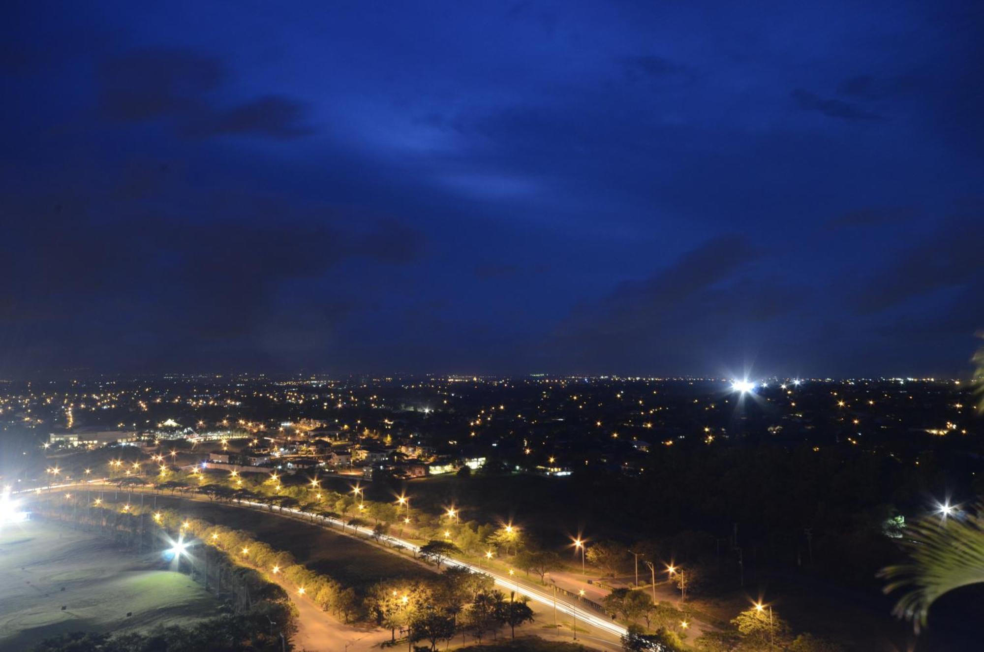 Parque Espana Residence Hotel Muntinlupa City Екстериор снимка