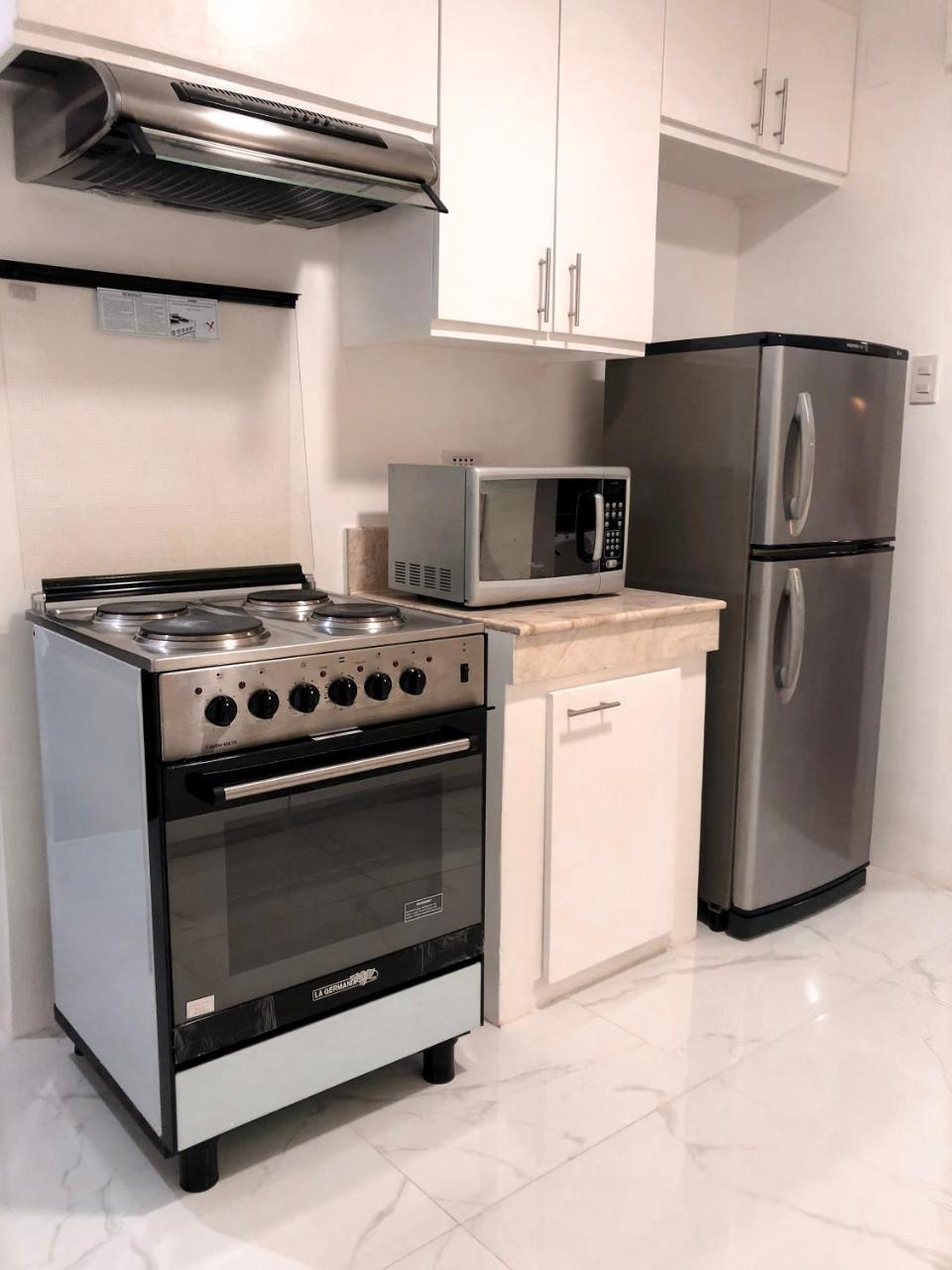 Parque Espana Residence Hotel Muntinlupa City Екстериор снимка