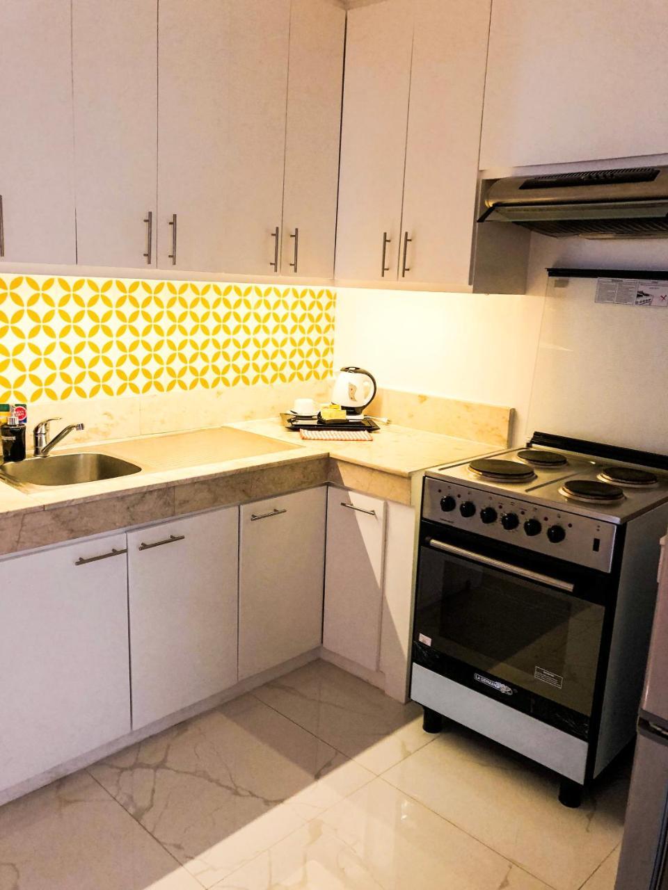 Parque Espana Residence Hotel Muntinlupa City Екстериор снимка